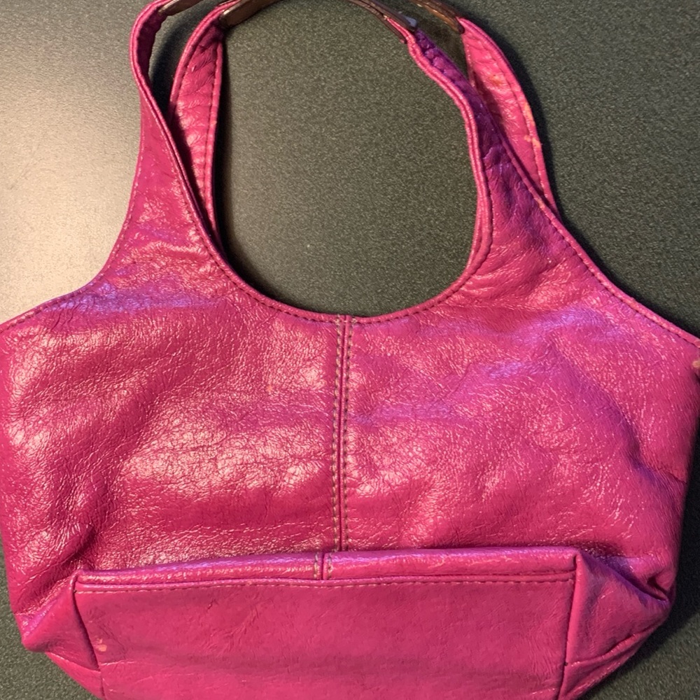 Cute hand held spring purse. - Picture 2 of 11